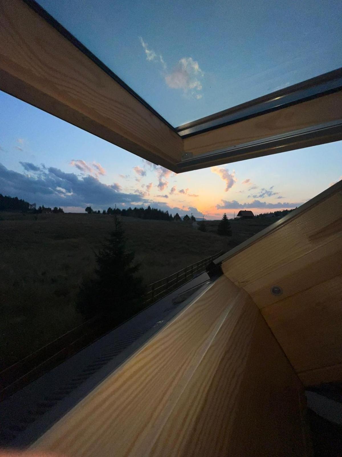 Vikendica Krlic Villa มิโตรวัค ภายนอก รูปภาพ